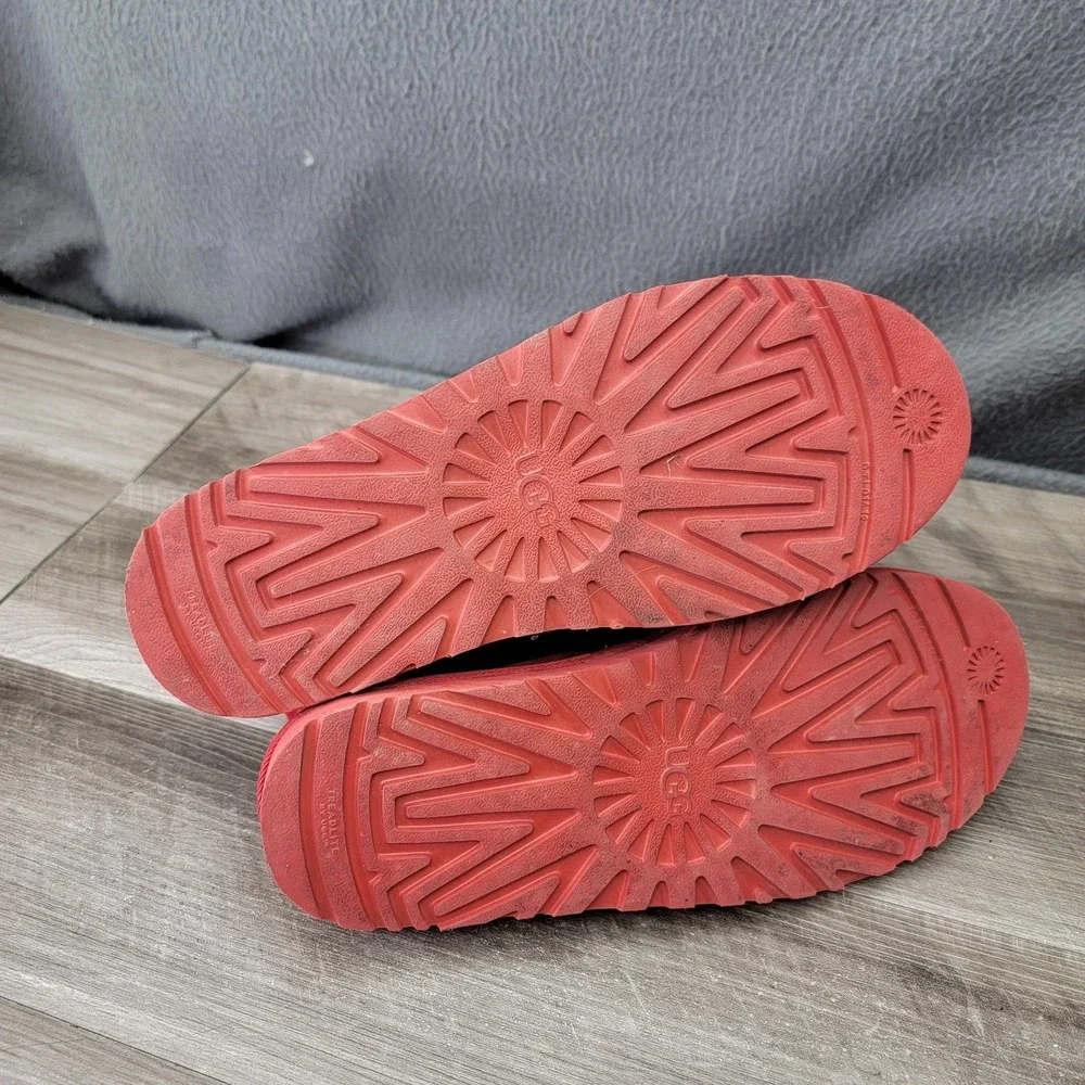 UGG Boots Mens Size 12 Red Suede Chukka Lined Lace Up Winter Casual Outdoor
